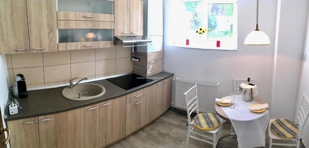Diac Apartment Center Braşov Esterno foto