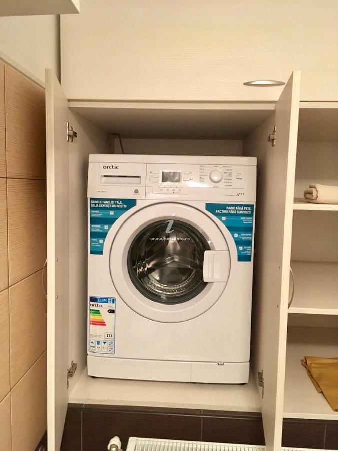 Diac Apartment Center Braşov Esterno foto